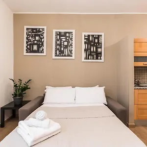 Trinita Dei Monti Piazza Di Spagna, 2* Róma