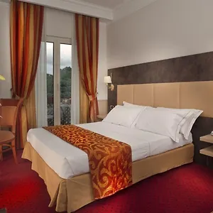 Pinewood 4* Róma