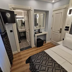 Luxx Garden 3*, İstanbul Türkiye